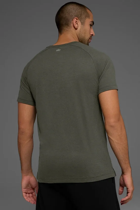 Camiseta raglán Triumph - Verde sigiloso