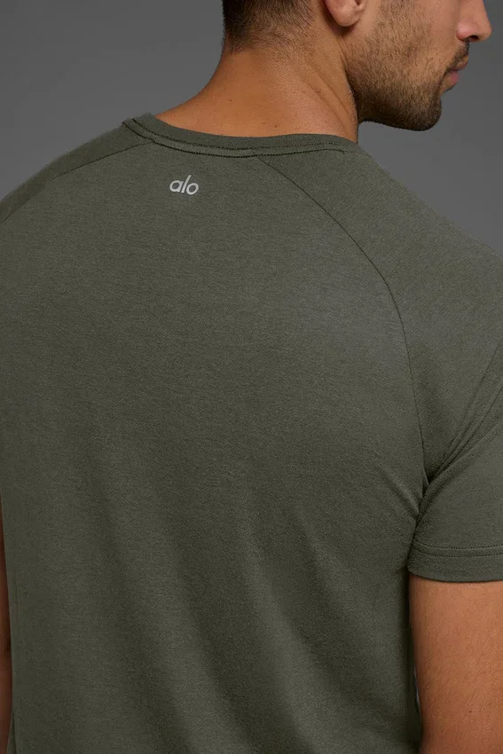 Camiseta raglán Triumph - Verde sigiloso