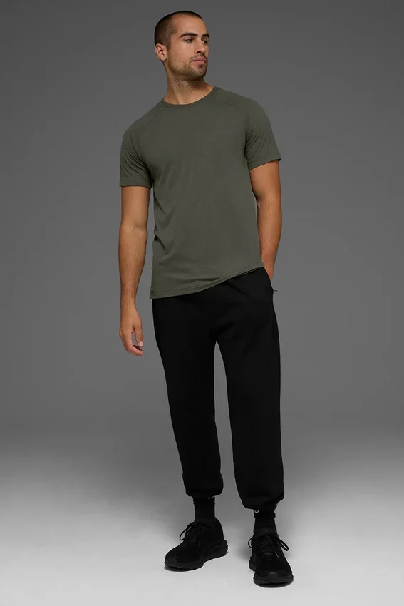 Camiseta raglán Triumph - Verde sigiloso
