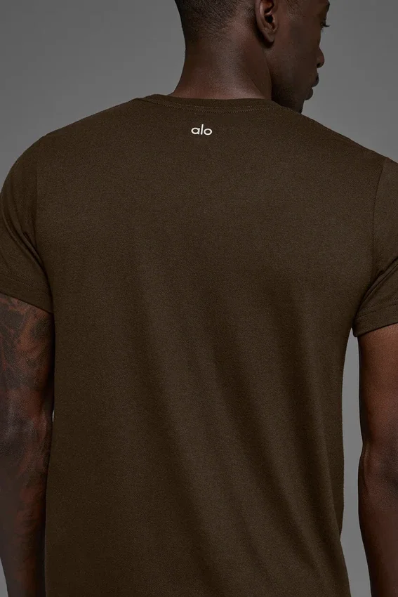 Camiseta Triumph - Espresso