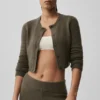 Cardigan corto New Class de lana y cachemira - Olive Tree