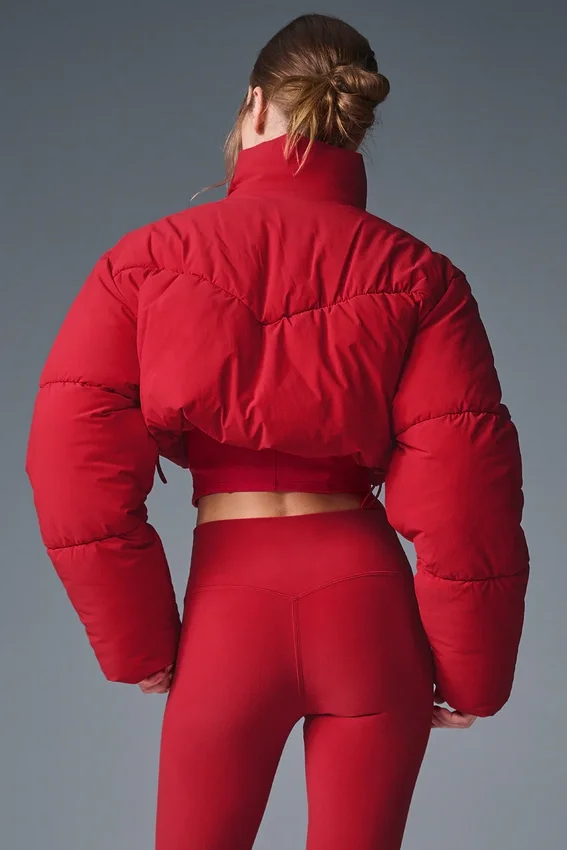Chaqueta acolchada con corte de corsé Main Act - Rojo intenso