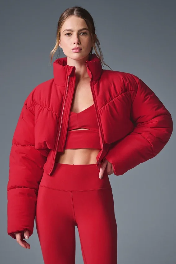 Chaqueta acolchada con corte de corsé Main Act - Rojo intenso