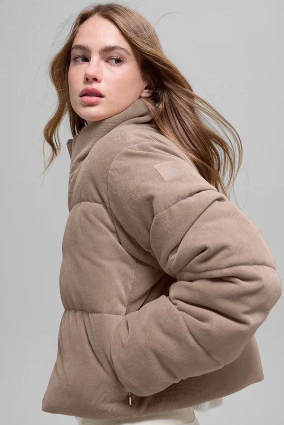 Chaqueta acolchada de micropana de ensueño - Chai Latte