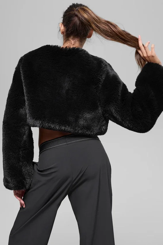 Chaqueta corta chic de piel sintética - Negro