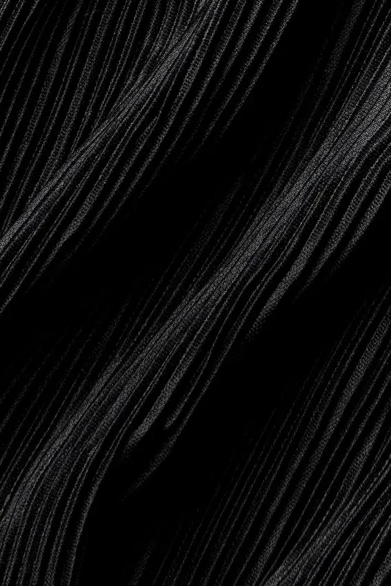Chaqueta corta con microplisado - Negro