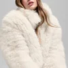 Chaqueta corta de piel sintética opulenta - Marfil