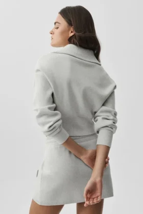 Chaqueta corta de punto Scholar con cremallera completa – Blanco jaspeado