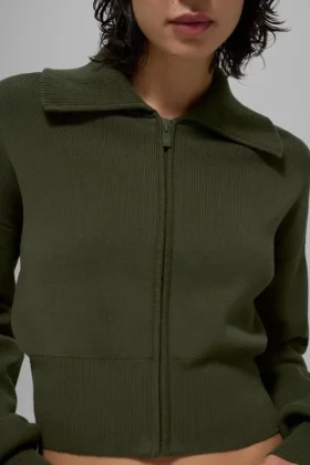 Chaqueta corta de punto Scholar con cremallera completa – Verde oliva