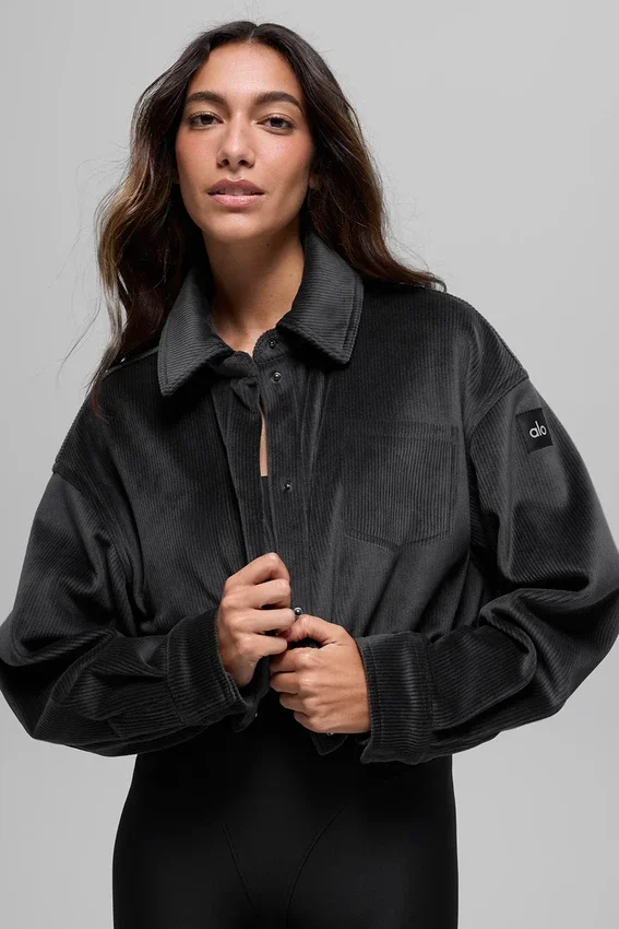 Chaqueta corta Mountain Side de terciopelo acanalado - Negro