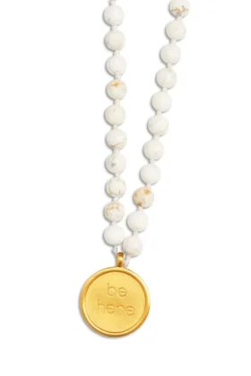 Collar Mala de turquesa blanca