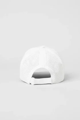 Gorra Trucker de Performance District – Blanca