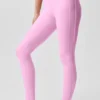 High-Waist Airlift Love Language Stirrup Leggings - Rosa corazón de caramelo