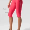 High-Waist Airlift Super Sleek Contrast Capri - Candy Red/White