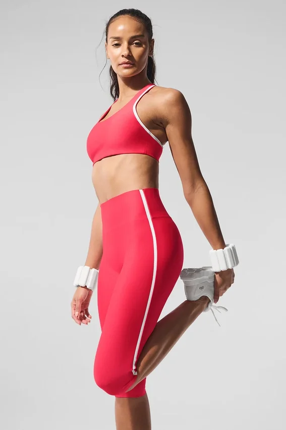 High-Waist Airlift Super Sleek Contrast Capri - Candy Red/White