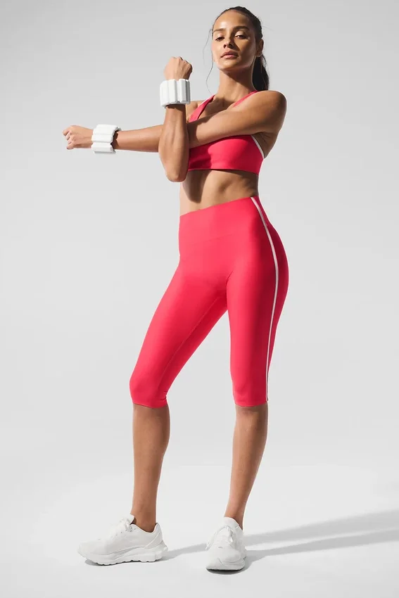 High-Waist Airlift Super Sleek Contrast Capri - Candy Red/White