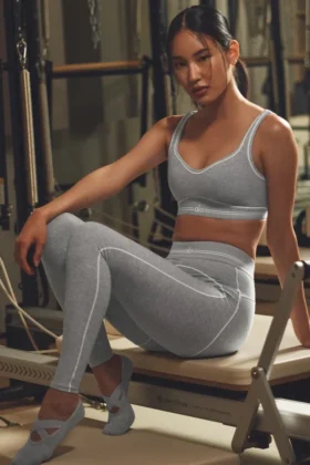 High-Waist Heart Throb Leggings de Alosoft - Gris jaspeado deportivo/Blanco