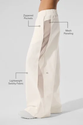High-Waist Origin Wide Leg Track Pant – Marfil