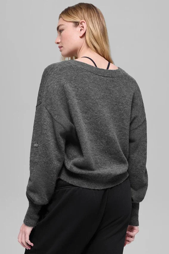 Jerséu corto de lana y cachemira con cuello en V de la colección New Class - Gris platino