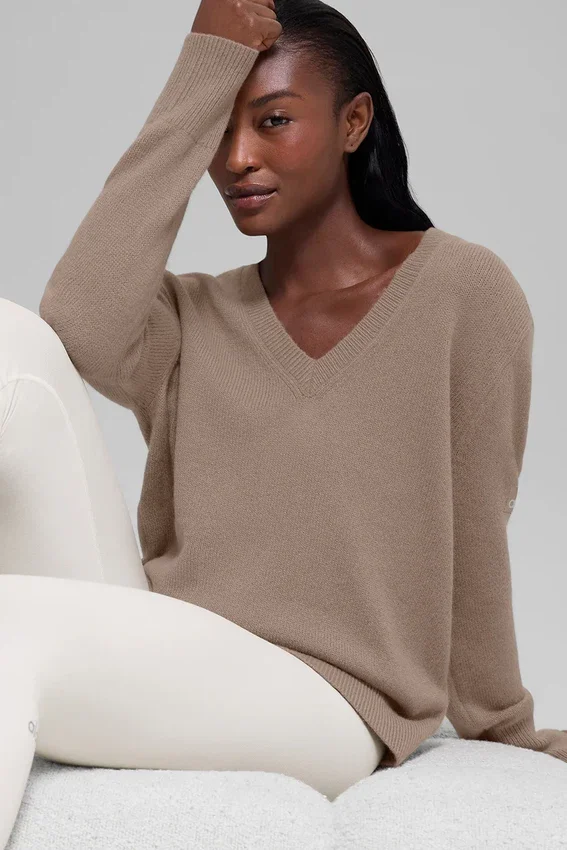Jerséu oversize con cuello en V de lana y cachemira New Class - Chai Latte
