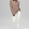 Jerséu oversize con cuello en V de lana y cachemira New Class - Chai Latte