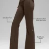 Leggings acampanados con dobladillo Alo Softsculpt - Espresso