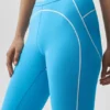 Leggings de cintura alta «Heart Throb» con efecto Airbrush — Azul celeste/Blanco