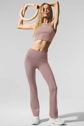 Leggings High-Waist Airbrush, corte 7/8 y pierna acampanada - Gris topo