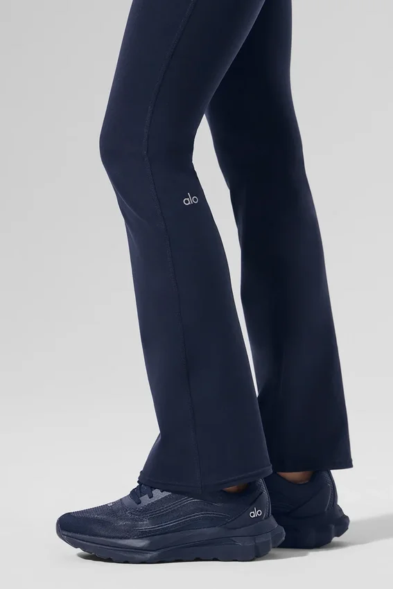 Leggings High-Waist Airbrush y corte acampanado 7/8 - Azul marino