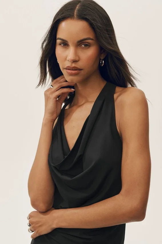 Mini vestido con cuello halter Summer Soiree - Negro