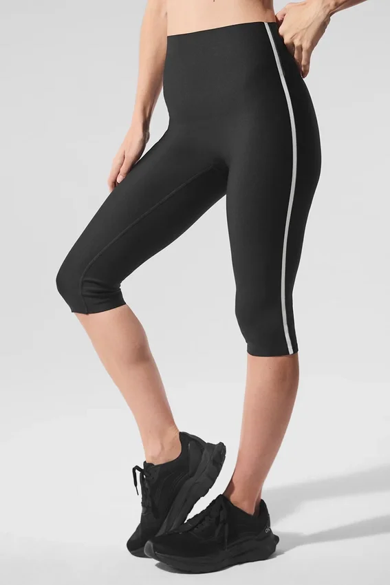 Pantalón capri High-Waist Airlift de corte súper elegante con contraste - Negro/Blanco