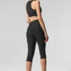 Pantalón capri High-Waist Airlift Mesh Just Right — Negro