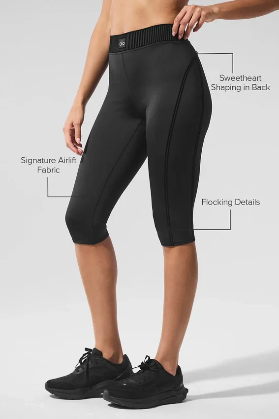 Pantalón capri High-Waist Airlift – Negro