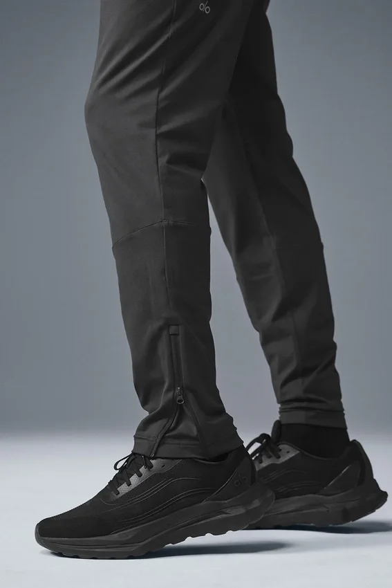 Pantalón Conquer React Performance - Antracita