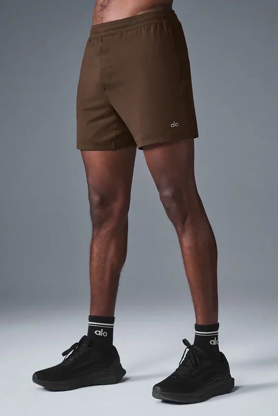 Pantalón corto Conquer React Performance de 7" - Espresso