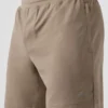 Pantalón corto Conquer React Performance de 7" - Gravel