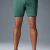 Pantalón corto Conquer React Performance de 7" - Hiedra de invierno