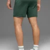 Pantalón corto Conquer React Performance de 7" - Verde trébol