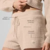 Pantalón corto de cachemira High-Waist con tejido de panal mullido - Macadamia Blush