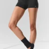 Pantalón corto de compresión de 3" Alo Softsculpt High-Waist — Negro