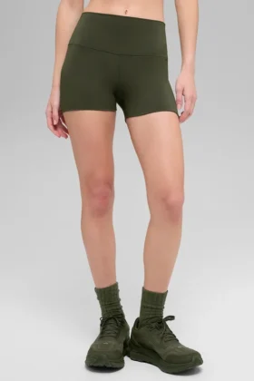 Pantalón corto de compresión High-Waist Alo Softsculpt de 3" - Verde oliva
