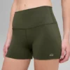 Pantalón corto de compresión High-Waist Alo Softsculpt de 3" - Verde oliva