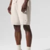 Pantalón corto de punto tipo jersé Sports Club de 7" - Marfil
