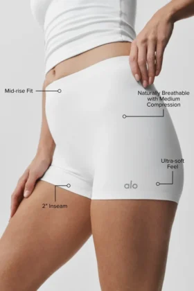 Pantalón corto de talle medio Alo Softsculpt de 2″ – Blanco
