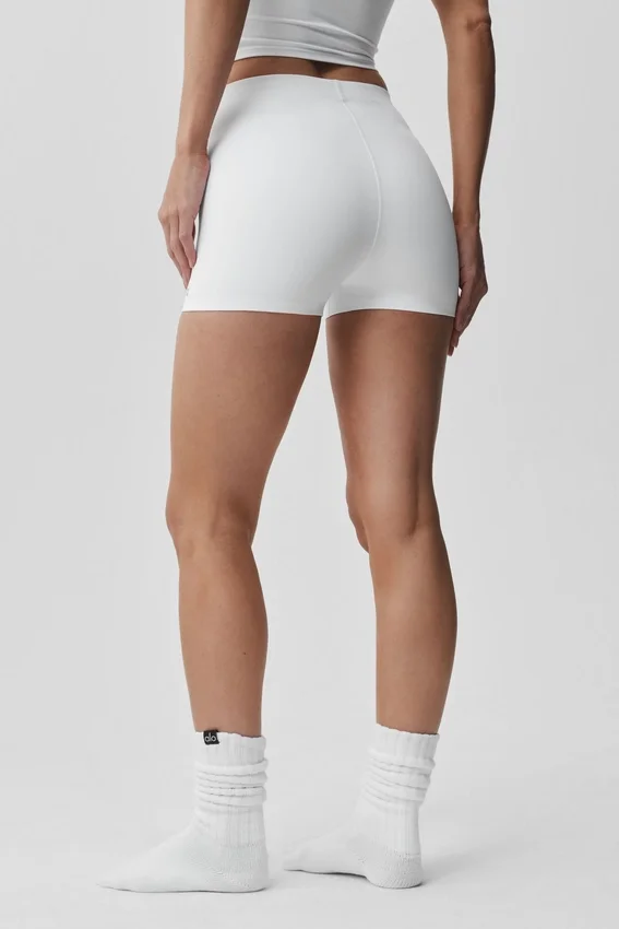 Pantalón corto de talle medio Alo Softsculpt de 2" - Blanco