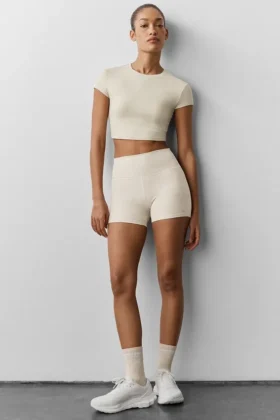 Pantalón corto High-Waist Alosoft de 3" — Color avena jaspeado