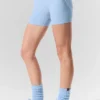 Pantalón corto High-Waist Alosoft «Heart Throb» de 4” - Azul concha jaspeado/Blanco