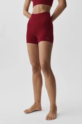 Pantalón corto High-Waist sin costuras de modal acanalado de 4" — Rojo «Summer Romance»