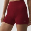 Pantalón corto High-Waist sin costuras de modal acanalado de 4" — Rojo «Summer Romance»