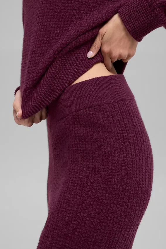 Pantalón de cachemira High-Waist con tejido tipo waffle y tacto suave - Burdeos